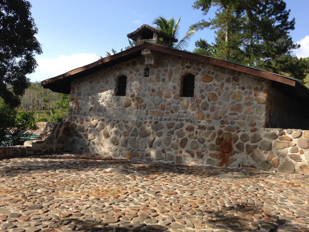 Malekus Mountain Lodge Aguas Claras  Extérieur photo